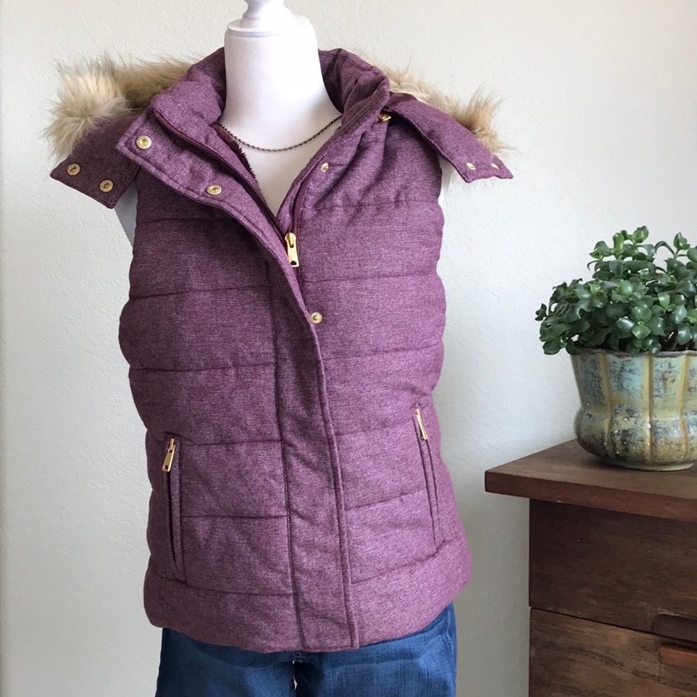 Banana Republic Quilted Down Hooded Faux Fur Vest